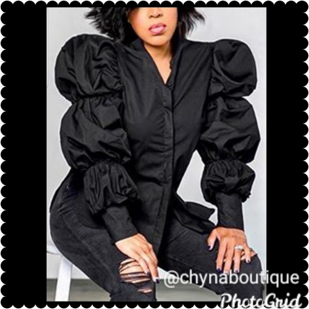 Black puffy arms blouse